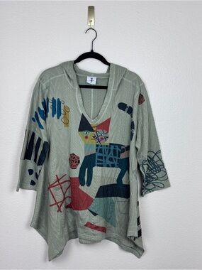 Inoah Sage Green Hooded Tunic Top Cat Graphic Textured Boho Cat Lady Hippie Art